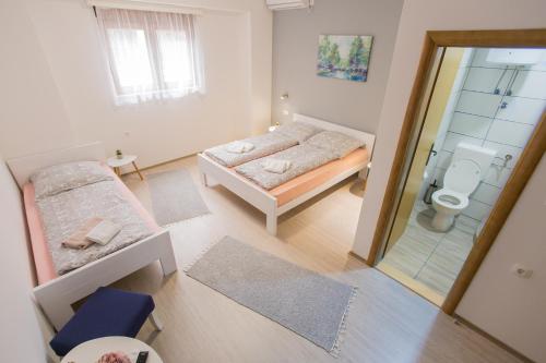 Koupelna v ubytování Guest House Stari