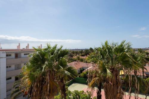 4 minutes walk from Yumbo