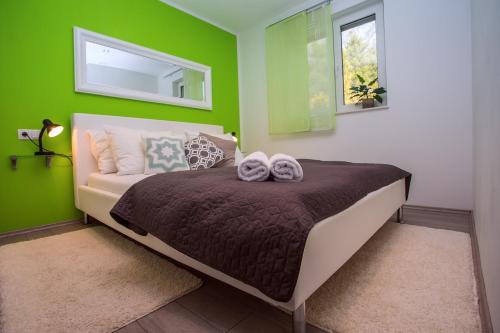 Posteľ alebo postele v izbe v ubytovaní Villa Golden Garden with 50sqm private pool