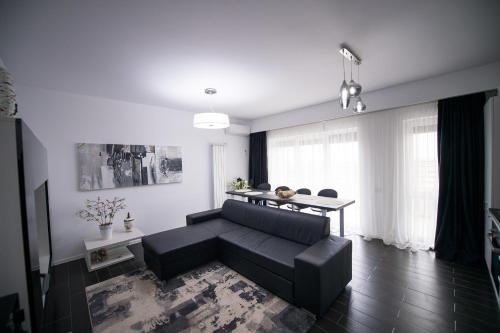Zdjęcie z galerii obiektu Apartel Black & White w mieście Năvodari