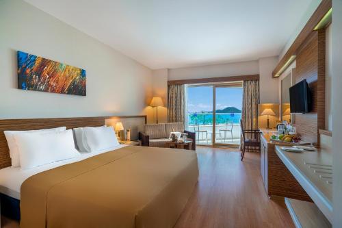 Gallery image of Azure By Yelken Hotel in Turgutreis