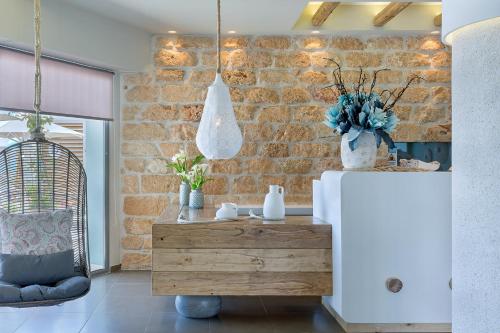 Kylpyhuone majoituspaikassa Anastasia Hotel & Suites Mediterranean Comfort