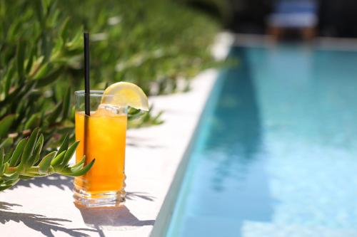 Bazén v ubytování Salento Residence & Suite nebo v jeho okolí