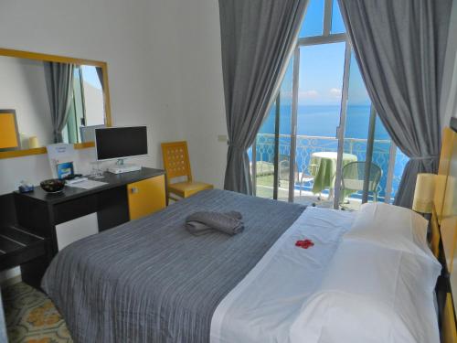 Gallery image of Hotel Holiday in Praiano