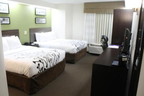Ένα ή περισσότερα κρεβάτια σε δωμάτιο στο Sleep Inn Bryson City - Cherokee Area