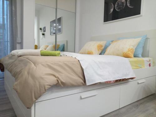 Cozy studio near Victoria metro station