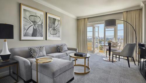 Four Seasons Hotel Los Angeles at Beverly Hills Image
