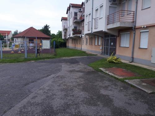 Gabrielle apartman 4200 Hajdúszoboszló, 24 Kölcsey utca I.emelet 5 ajto kép - 3