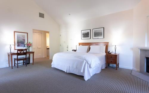Southbridge Napa Valleyにあるベッド