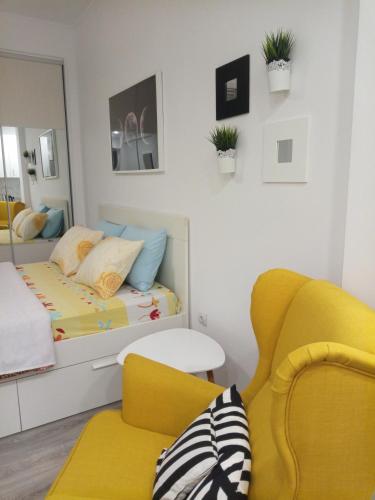 Cozy studio near Victoria metro station