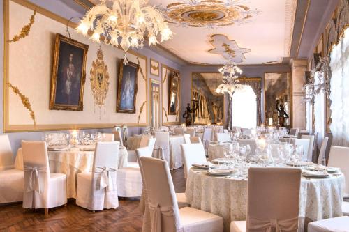 Restavracija oz. druge možnosti za prehrano v nastanitvi Castello Di Spessa - Residenze d'epoca