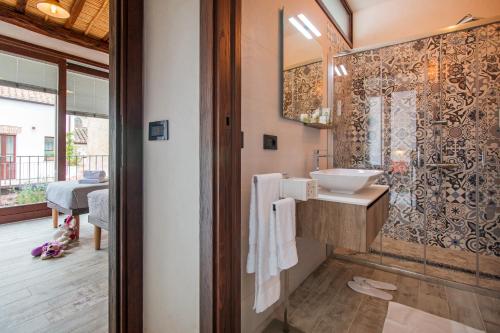 Kylpyhuone majoituspaikassa Domo Pro Vois