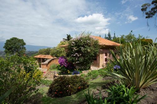 Vonkajšia záhrada v ubytovaní Casas La Primavera