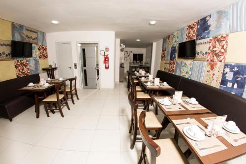 En restaurang eller annat matställe på Hotel Central Caruaru