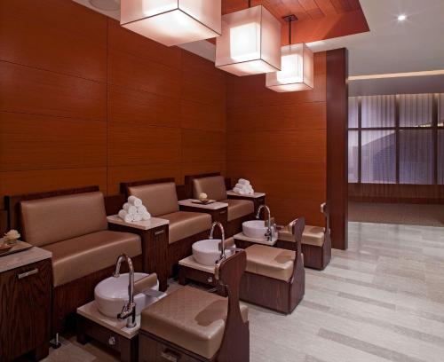 Hyatt at Olive 8 Image