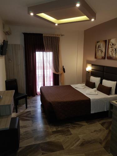 Gallery image of Hotel Kostas in Olympiaki Akti