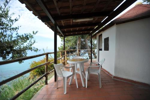 Balkoni atau teres di Residence Punta Cilento