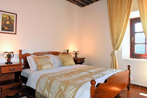 מיטה או מיטות בחדר ב-Hotel Kulla e Balshajve
