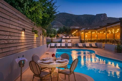 The swimming pool at or close to Indigo Inn