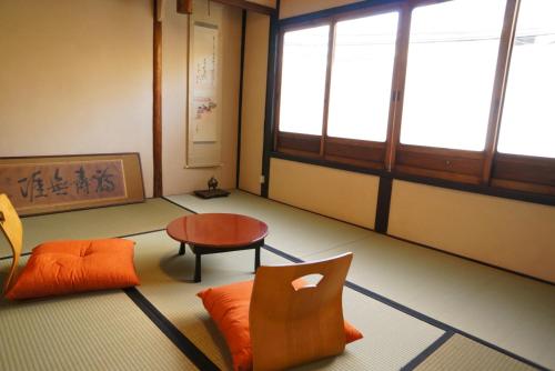Un lugar para sentarse en Guesthouse Itoya Kyoto