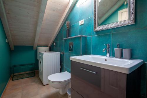 Seafront Center Apartment Fyaka