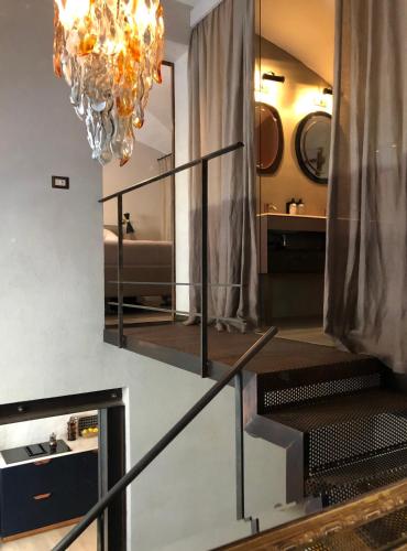 Boutique Loft steps from the Colosseum - Gio Roma