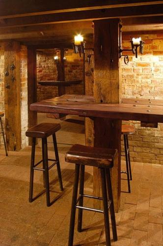 Gallery image of Rose & Crown Hotel in Perth