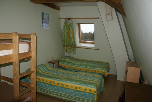 Photo de la galerie de l'établissement LOGIS D'HERMOS, à Saint-Éloi-de-Fourques