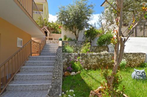 Apartment with a sea view terrace, Čiovo near Trogir