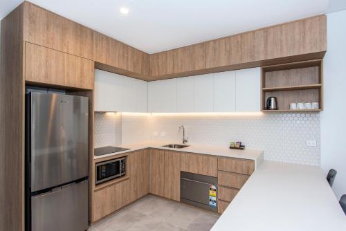 Ingot Hotel Perth, an Ascend Collection Hotelにあるキッチンまたは簡易キッチン