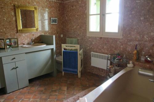 Φωτογραφία από το άλμπουμ του Chez Claire σε Chamborand