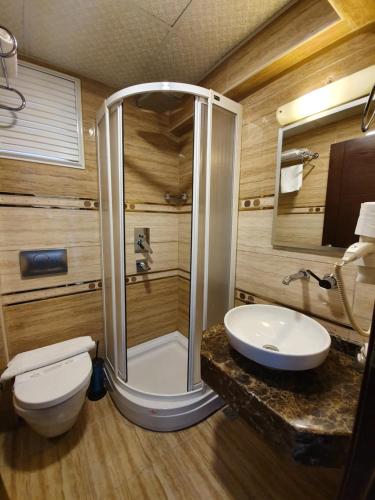 O baie la Elysion Hotel