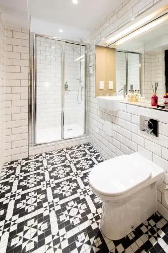 Linton Collection - Blackfriars Lofts photo 22