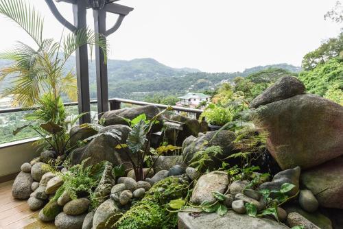 ゲストハウスから撮影された、または一般的な山の景色