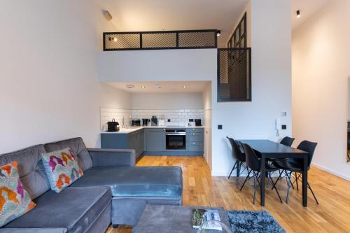 Linton Collection - Blackfriars Lofts photo 58