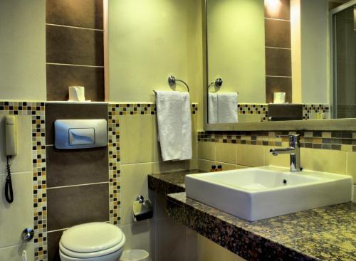 A bathroom at Ephesia Hotel - All Inclusive
