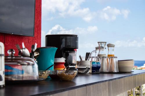 Kemudahan buat kopi dan teh di Hotel Pal Cozumel