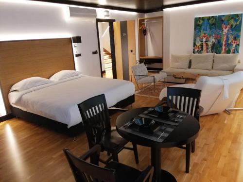 Andromeda Downtown Residence