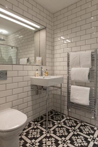 Linton Collection - Blackfriars Lofts photo 45