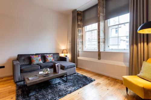 Linton Collection - Blackfriars Lofts photo 36