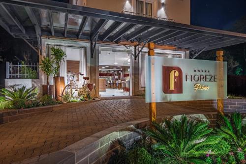 Hotel Fioreze Primo - 800m da Rua Coberta — Facade/entrance