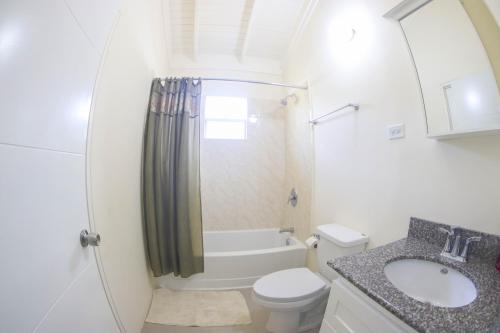 Vonios kambarys apgyvendinimo įstaigoje Vip Retreat @DraxHall