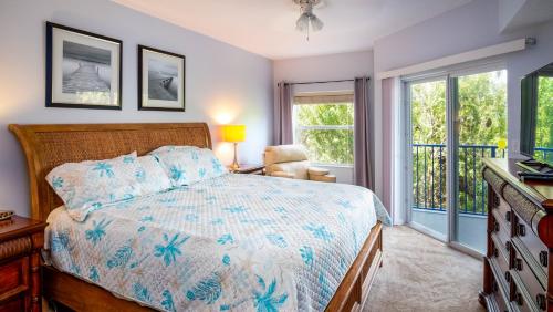 Katil atau katil-katil dalam bilik di Honu Hideaway at Ocean Walk Resort