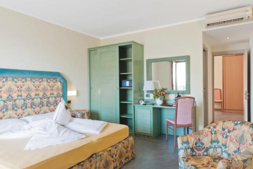 Hotel Augustaにあるベッド