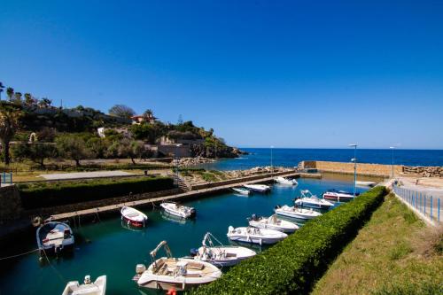 Foto dalla galleria di Villetta sul mare in residence a Brucoli