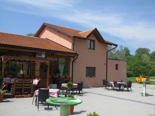 Zgrada u kojoj se nalazi rizort