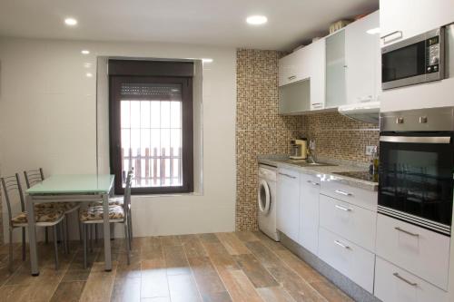 Köök või kööginurk majutusasutuses LA VILLA DE FON