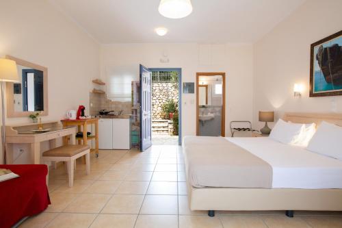 Gallery image of Thalassa Apartments in Nydri