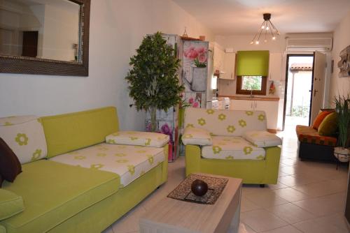 Akrotiri Beach House