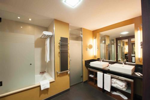Koupelna v ubytování SOMMOS Hotel Aneto